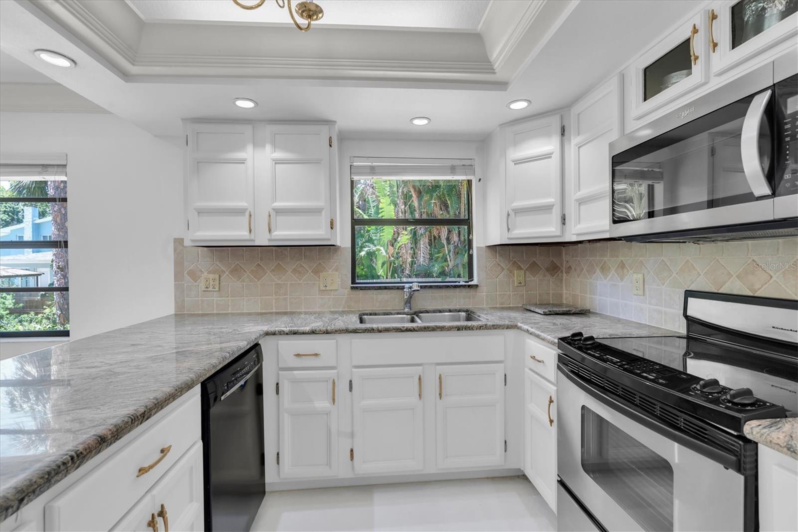 WHISPERING PINES FOREST 5TH ADD - Residential