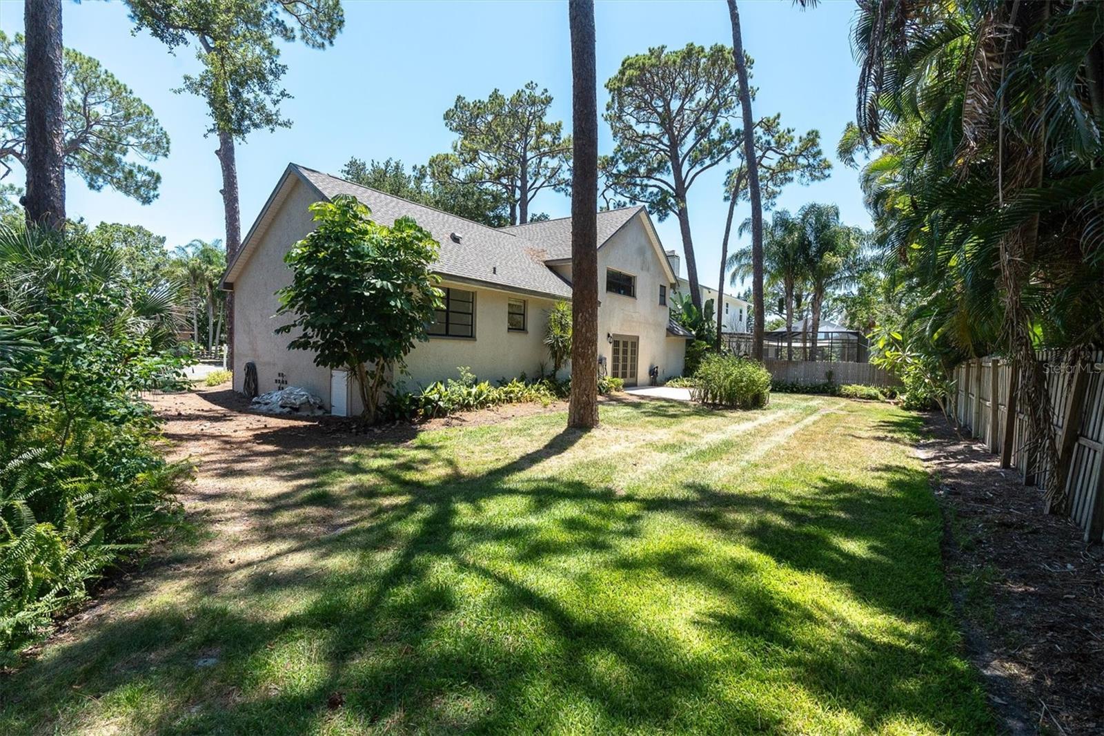 WHISPERING PINES FOREST 5TH ADD - Residential