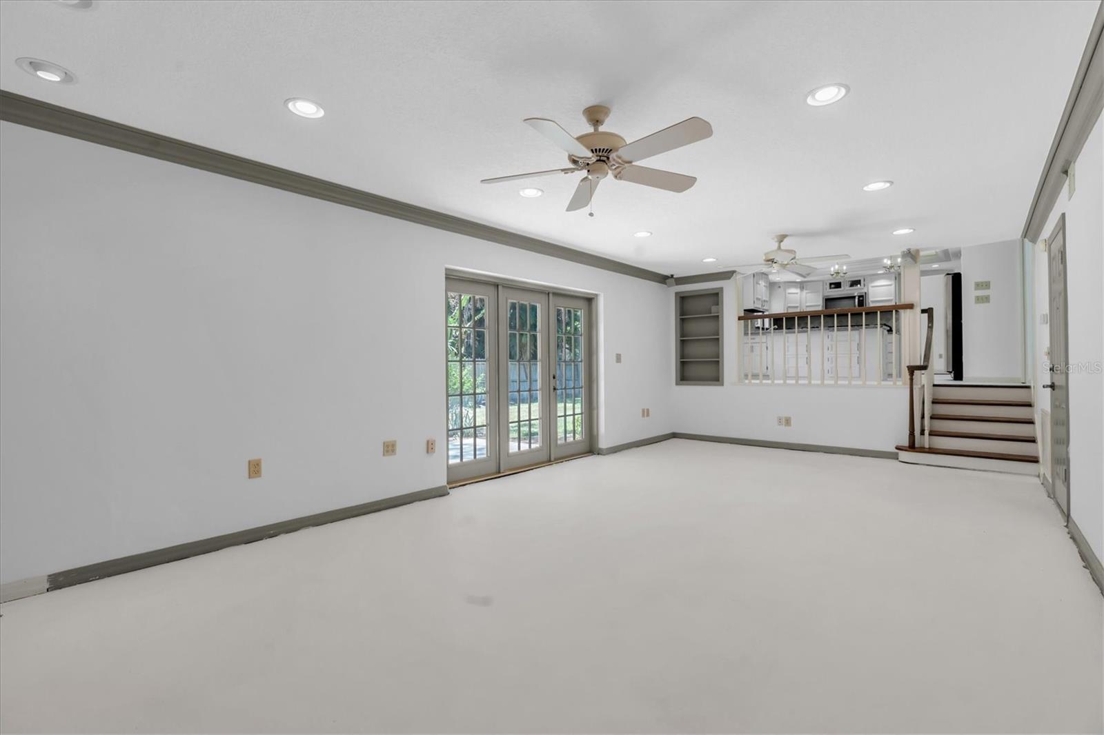 WHISPERING PINES FOREST 5TH ADD - Residential