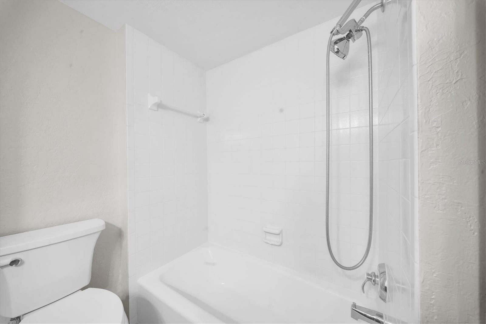WHISPERING PINES FOREST 5TH ADD - Residential