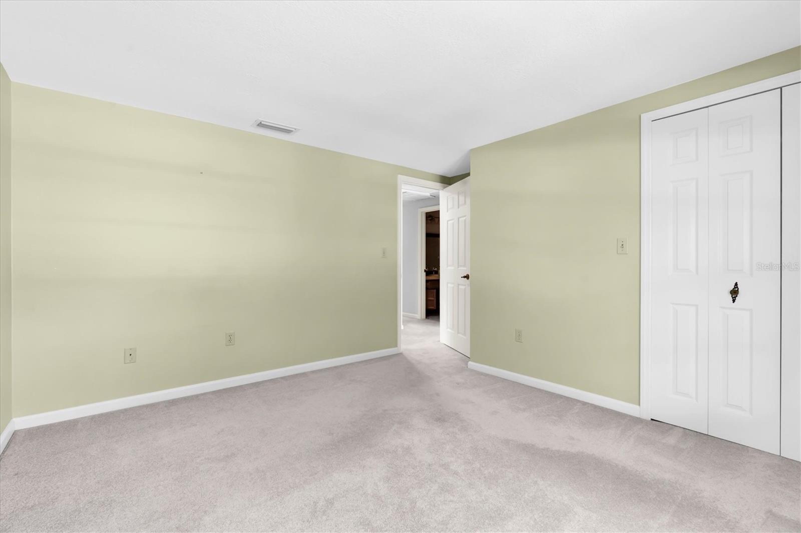 WHISPERING PINES FOREST 5TH ADD - Residential