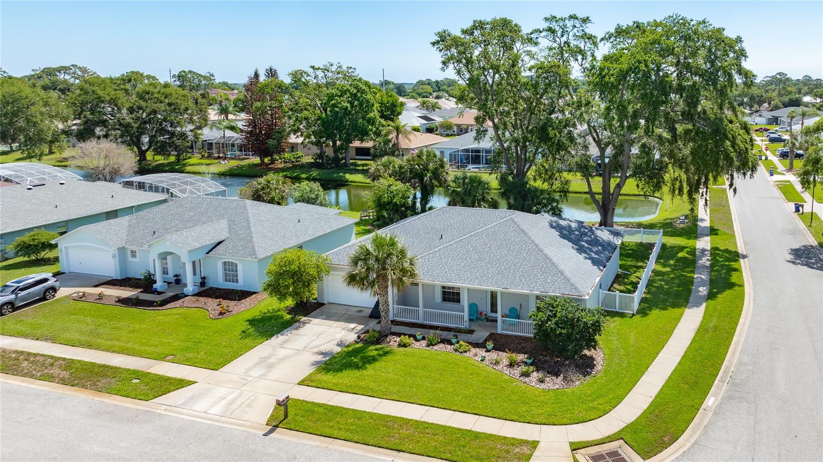 What a Tremendous Well Maintained Home and Community. Mariners Gate is a much desired Place to Live, Both Close to Everything, Yet Quiet and Peaceful. This 3 Bedroom / 2 Bathroom Home on a Corner Lot has 2,000 Square Feet of Comfortable Spacious Living Area. With a Pond View in Back, it is the Perfect Home. High Ceilings, Split Floor Plan, Fenced Back Yard,  this is the Dwelling That Is Calling You. Make Your Appointment Today.