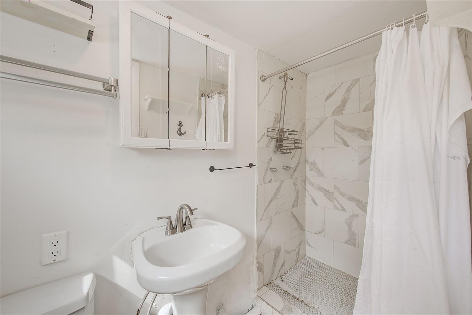 KENSINGTON PARK - Residential