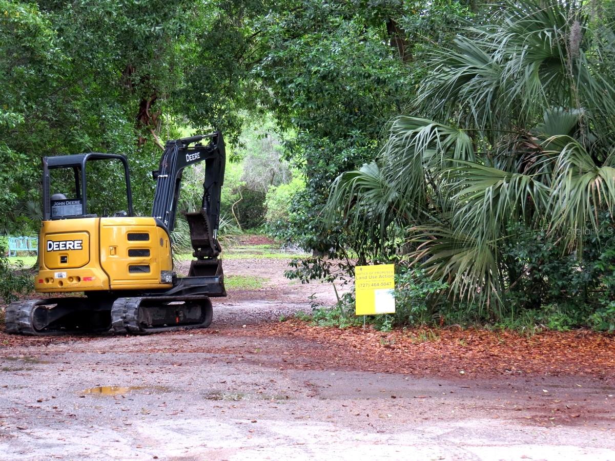 TAMPA & TARPON SPGS LAND CO - Land