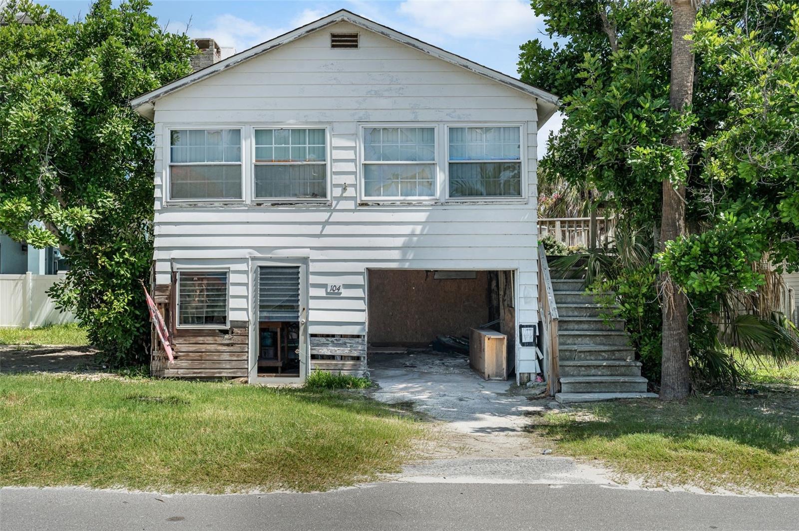 CORTEZ BEACH - Residential