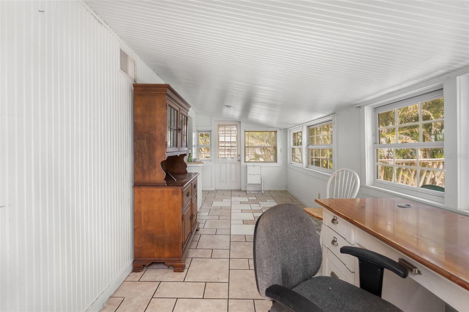CORTEZ BEACH - Residential
