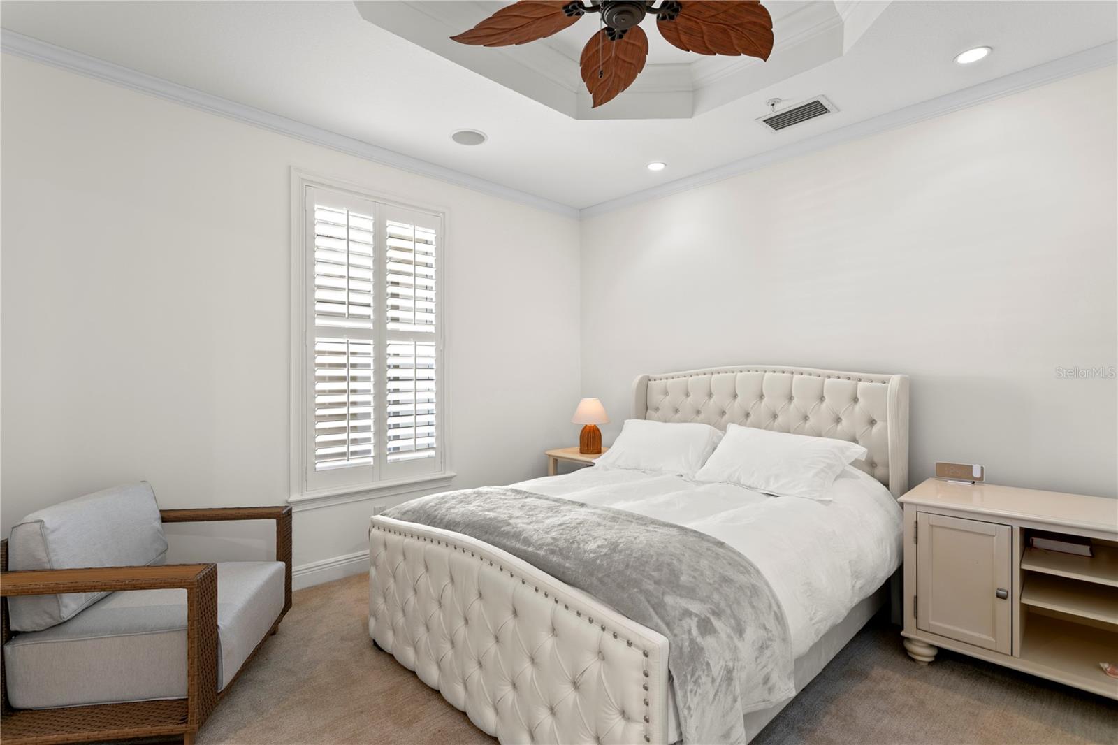 MAJESTIC POINT CONDO - Residential