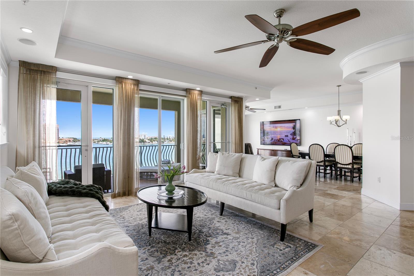MAJESTIC POINT CONDO - Residential