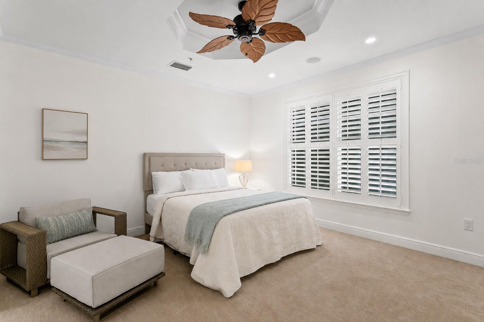 MAJESTIC POINT CONDO - Residential