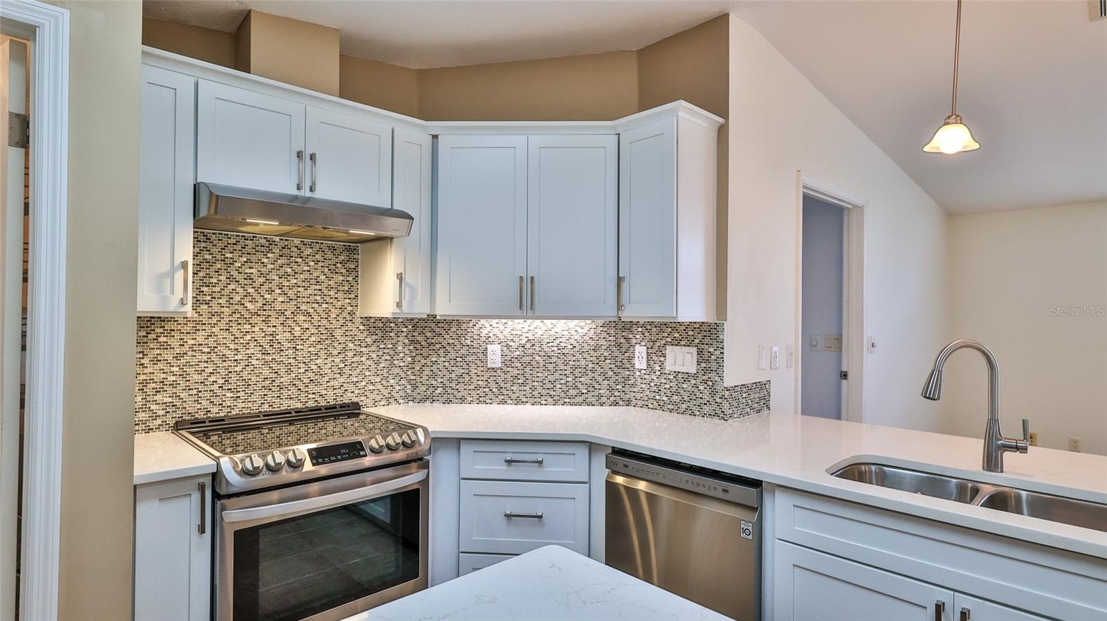 LIGHTHOUSE COVE PHASE 2B - Residential
