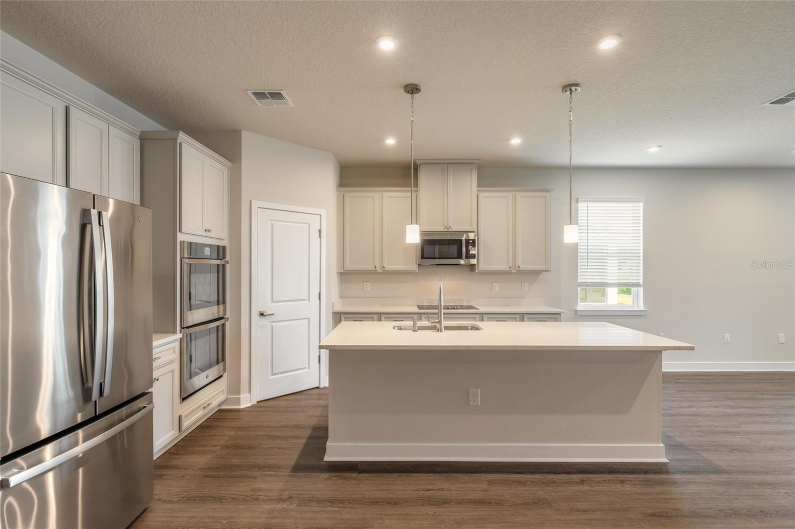 THE PALMS AT VENETIAN BAY - Residential