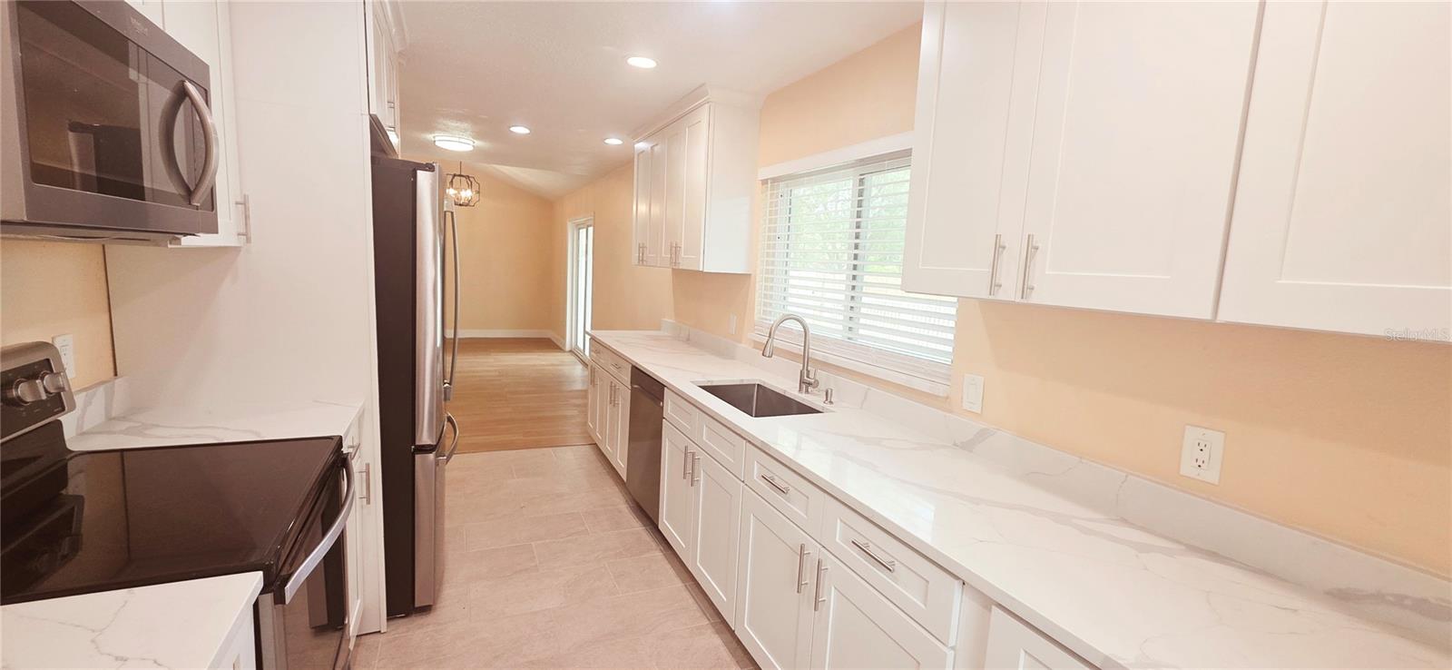 MEADOWS - Residential