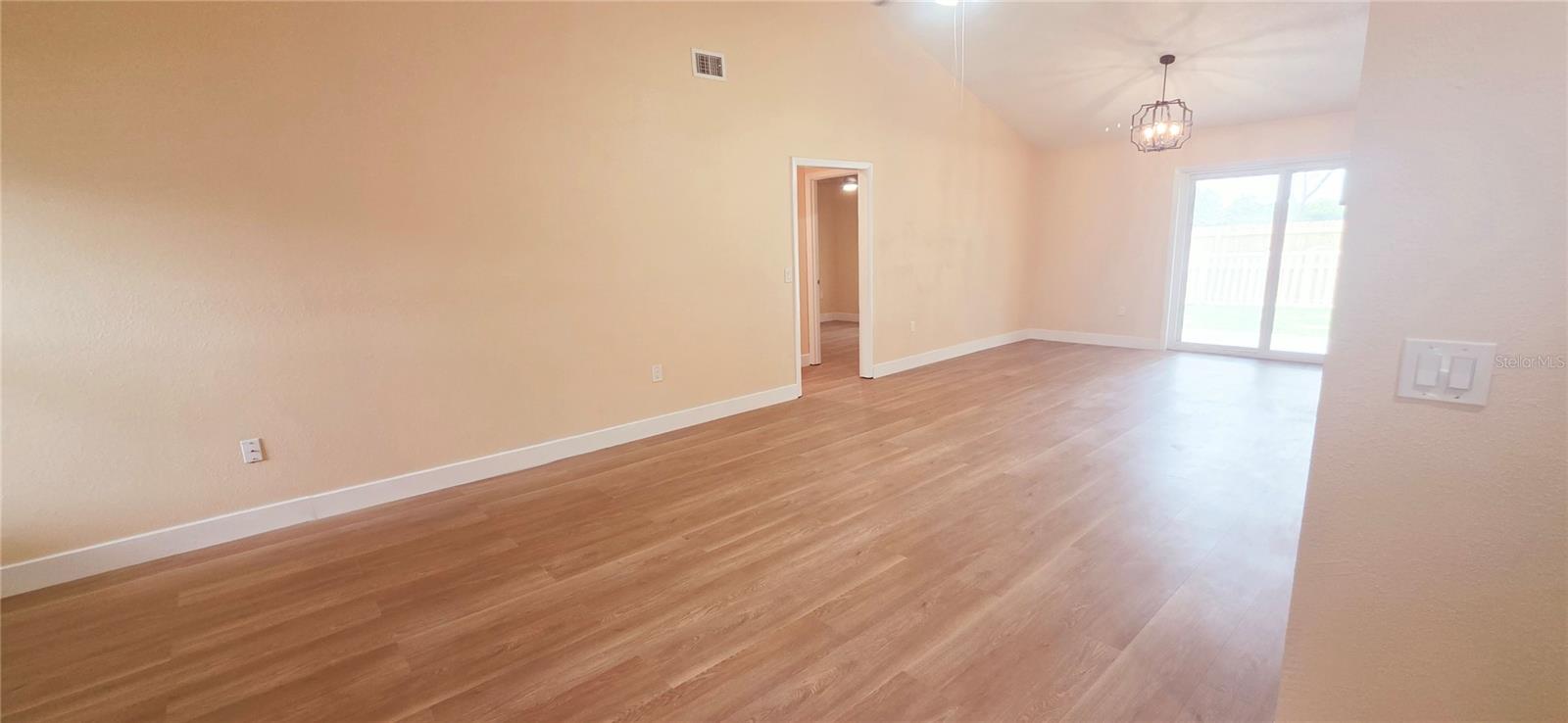 MEADOWS - Residential