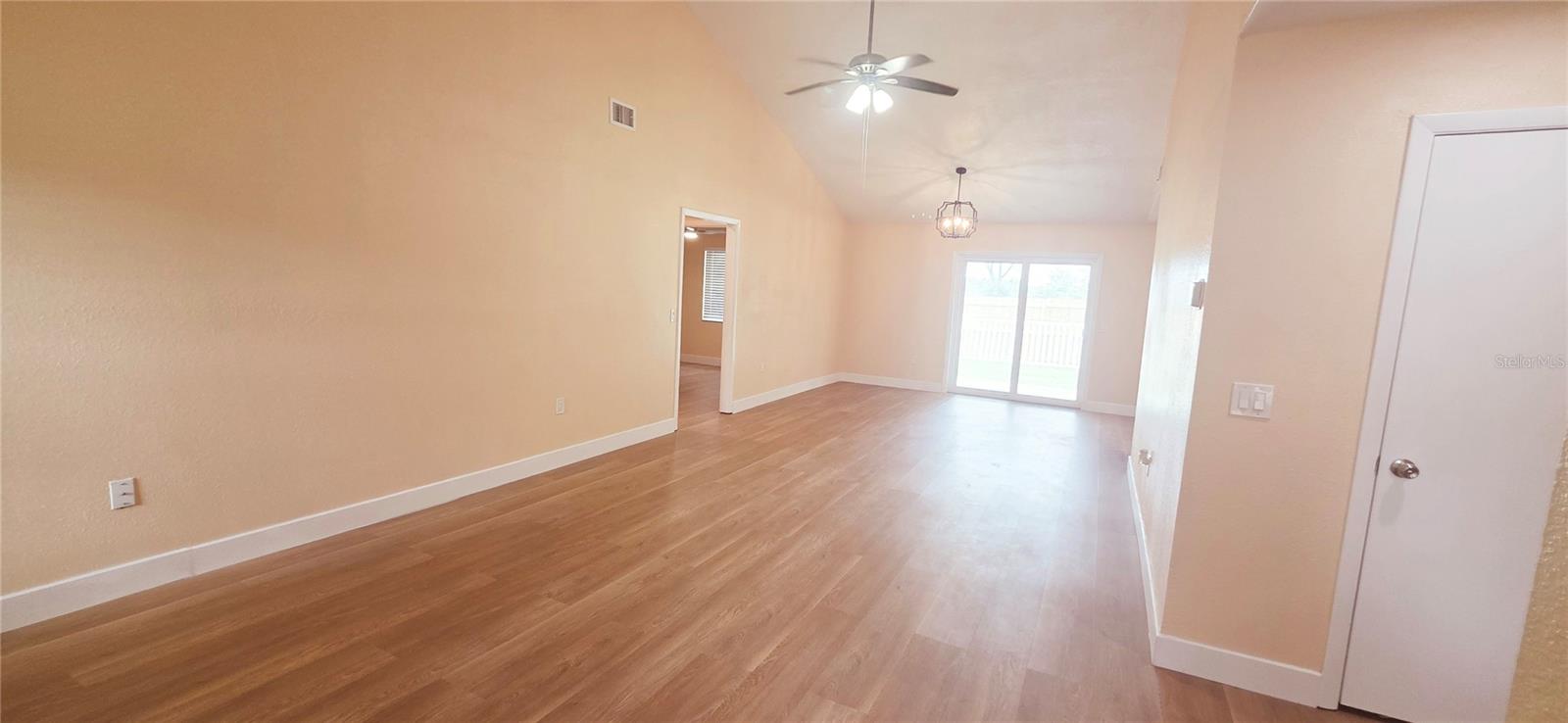MEADOWS - Residential