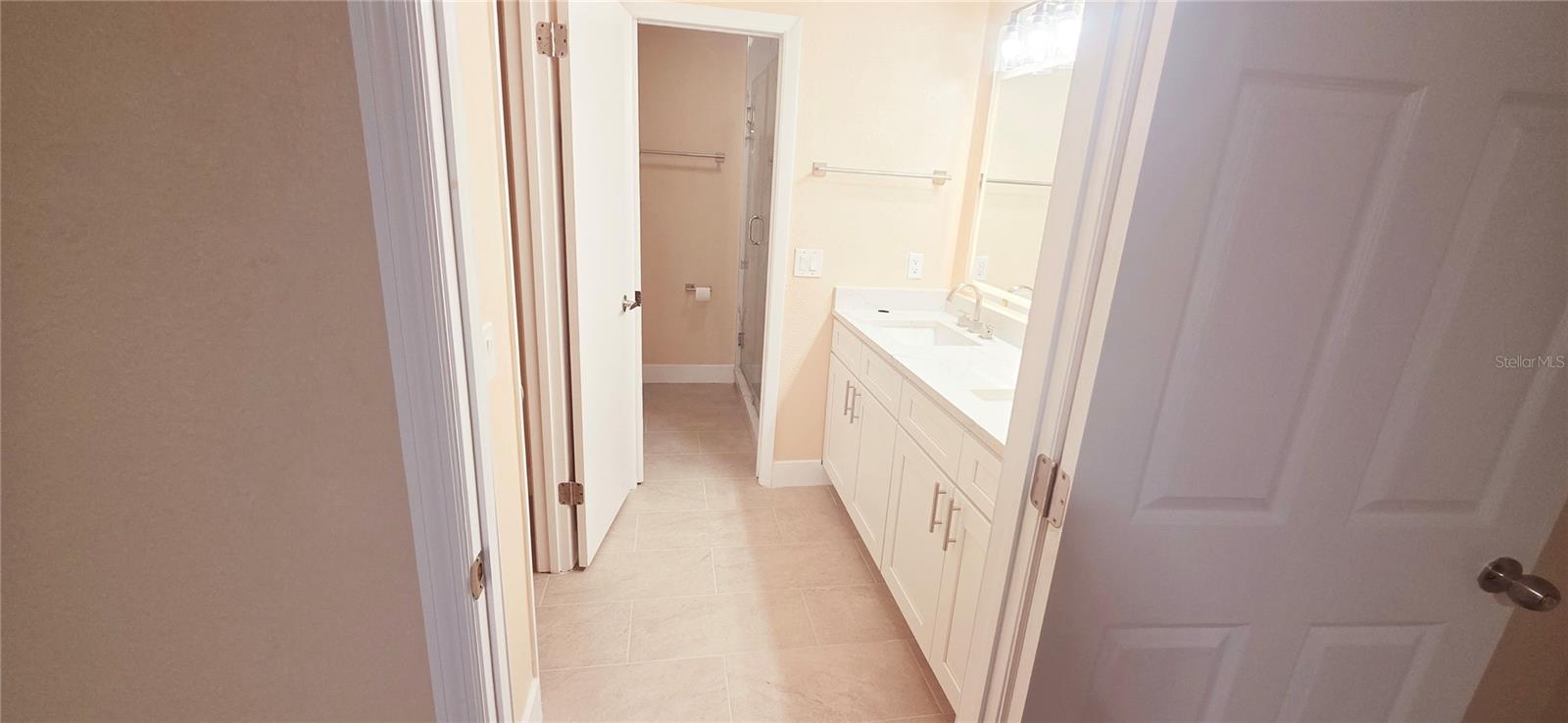 MEADOWS - Residential