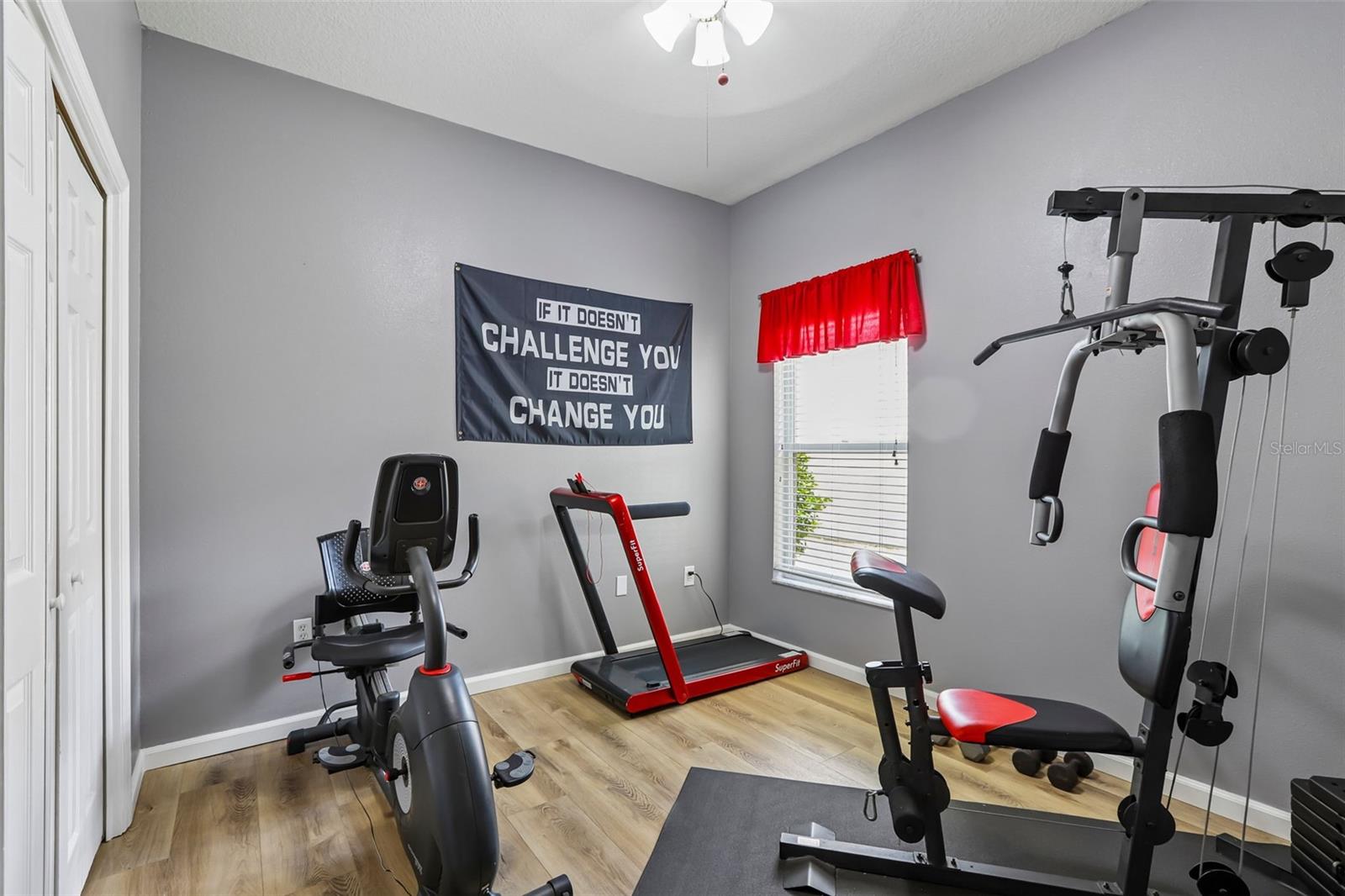 BUCKHORN GROVES - Residential
