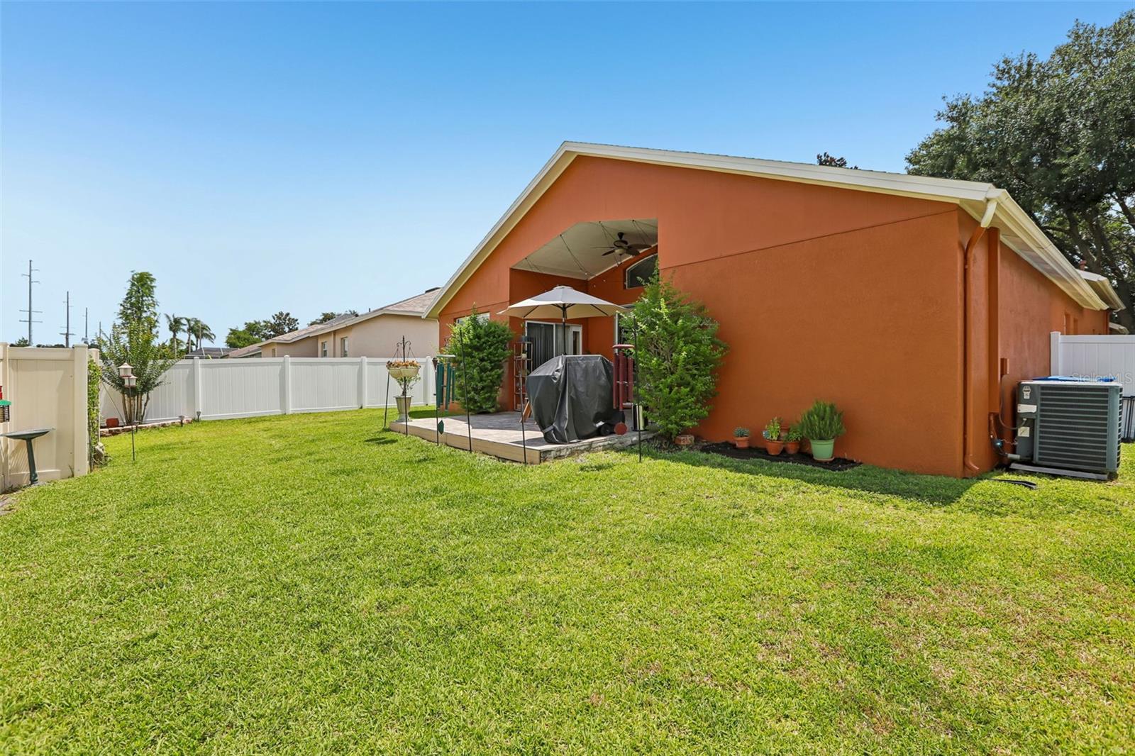 BUCKHORN GROVES - Residential