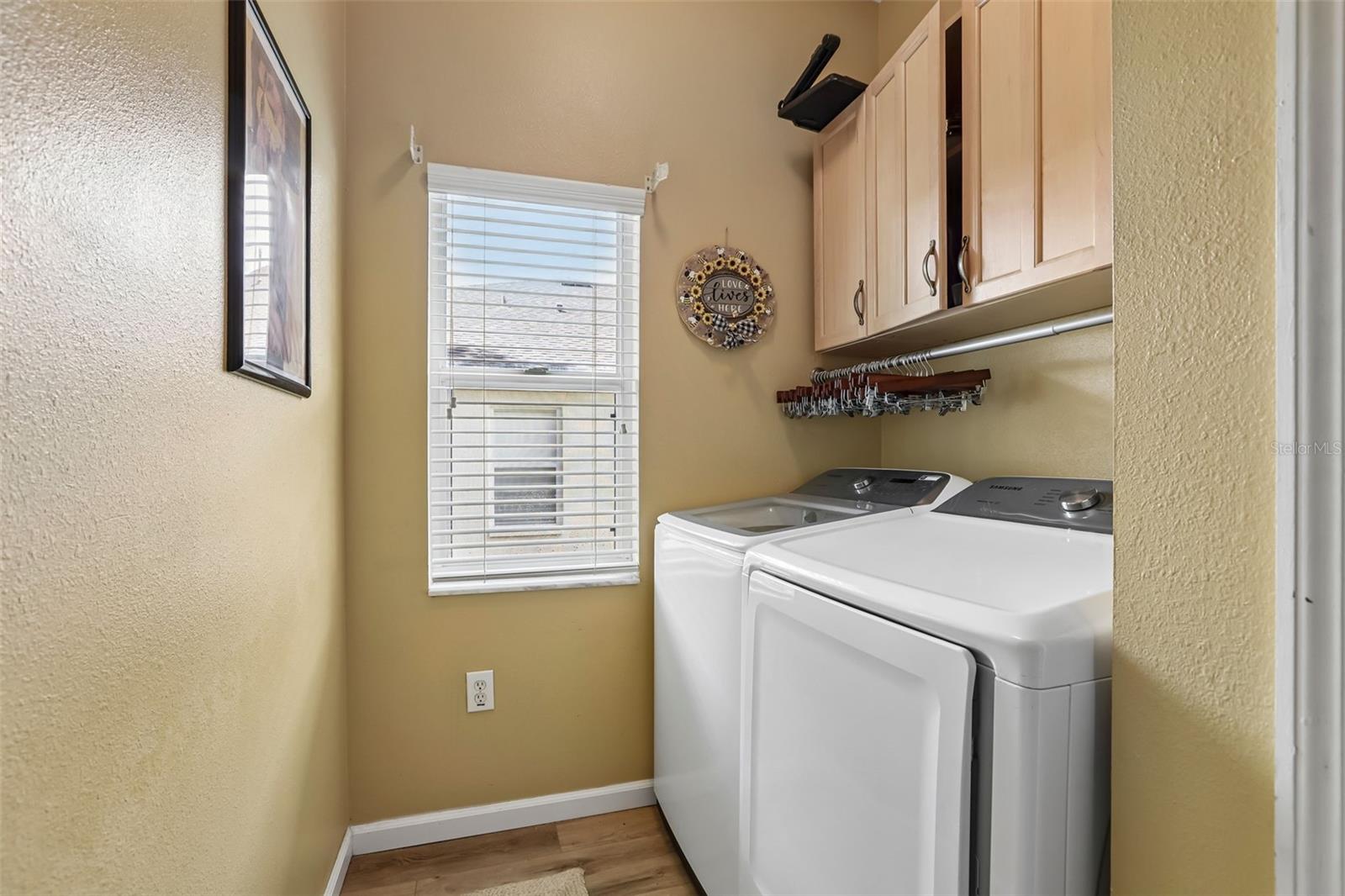 BUCKHORN GROVES - Residential