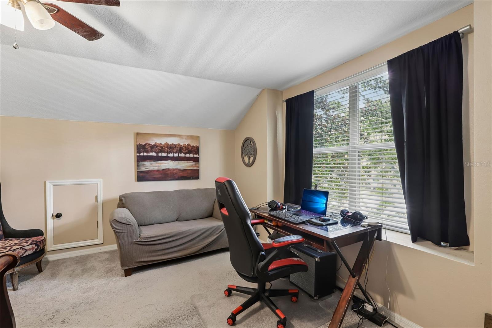 BUCKHORN GROVES - Residential