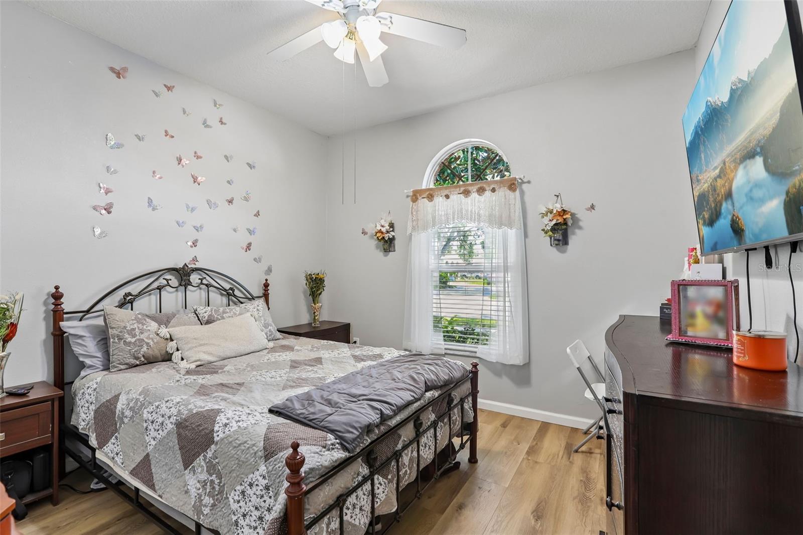 BUCKHORN GROVES - Residential