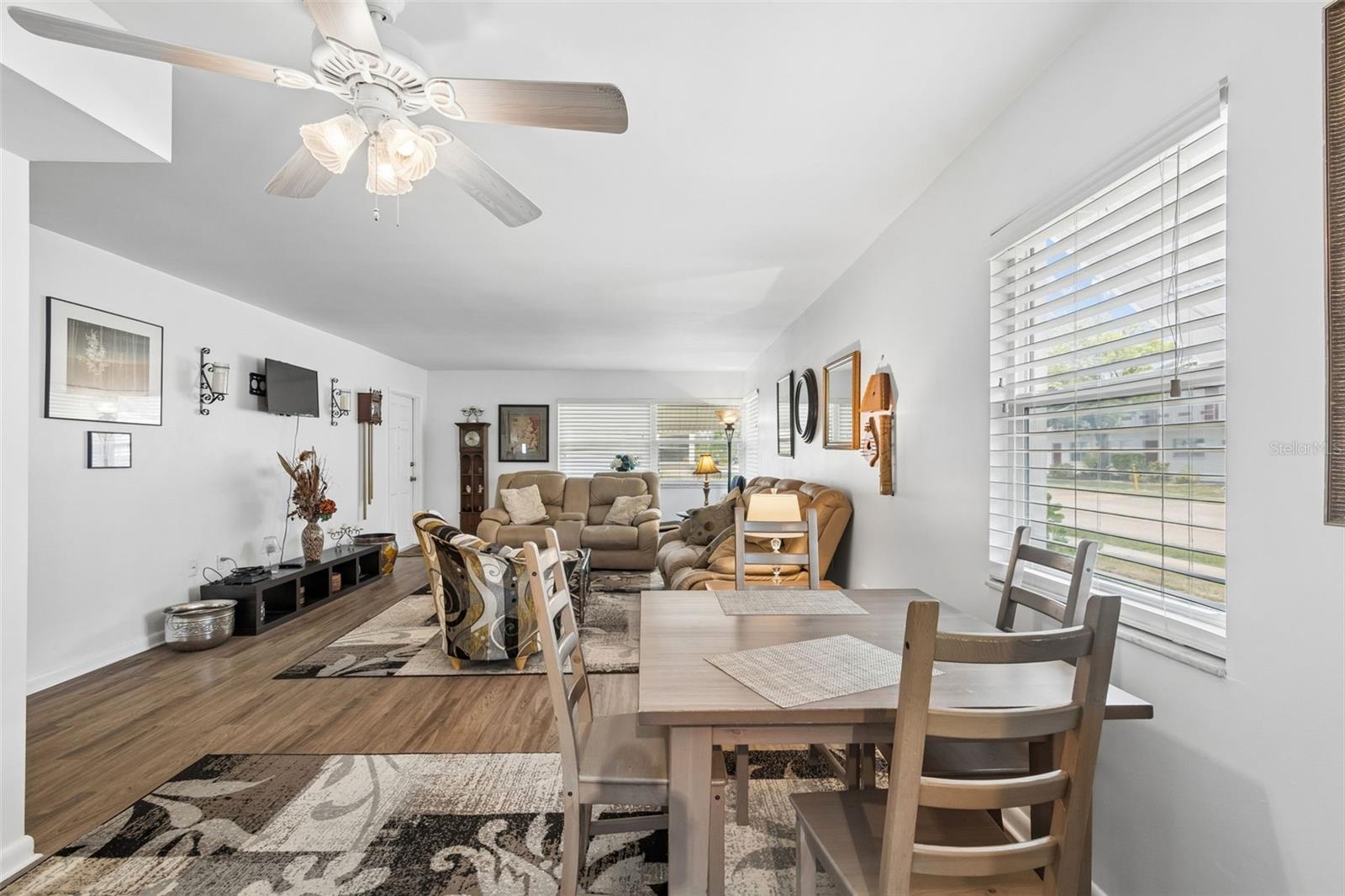 TOWN APTS CONDO - Residential