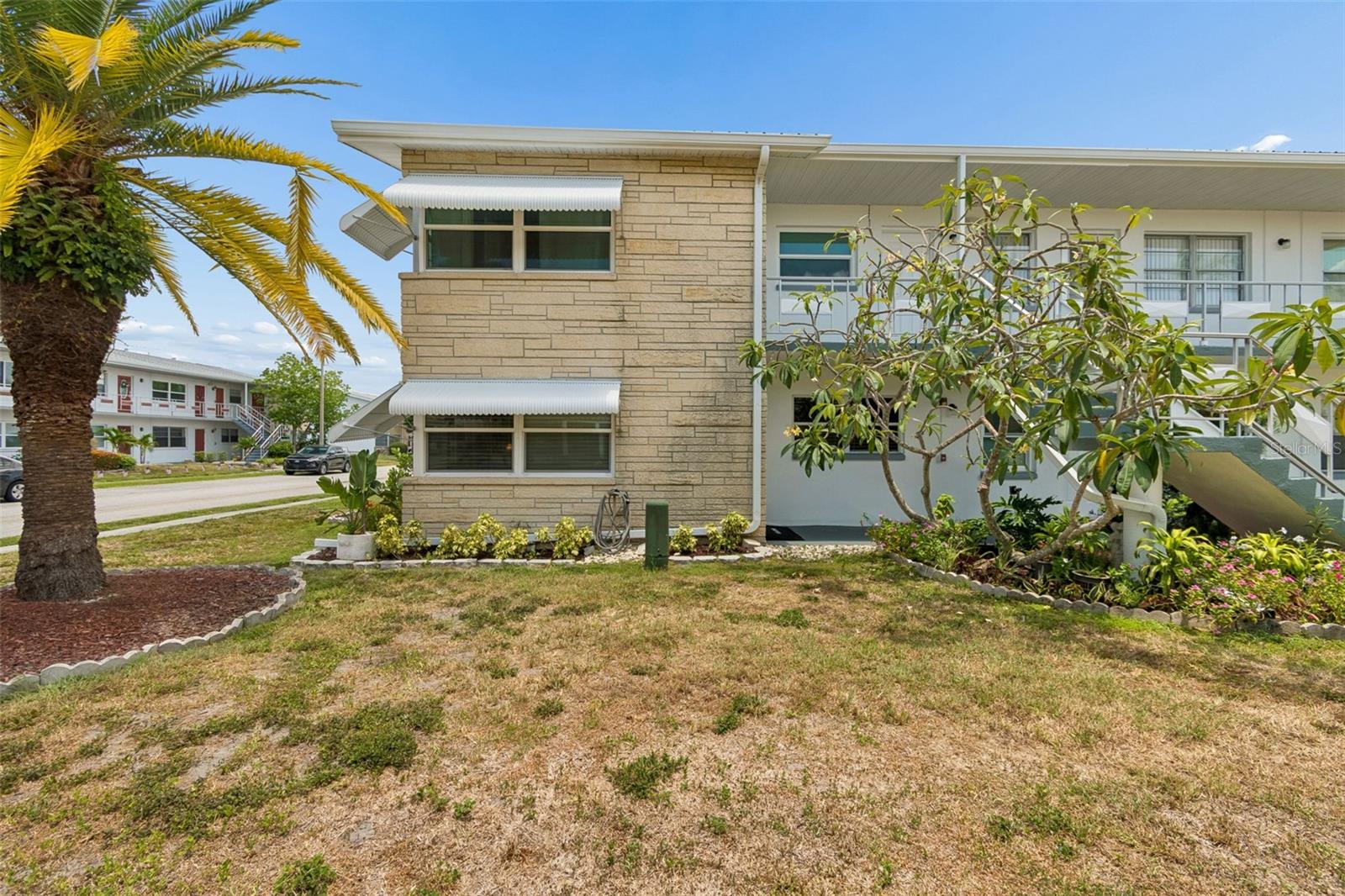 TOWN APTS CONDO - Residential
