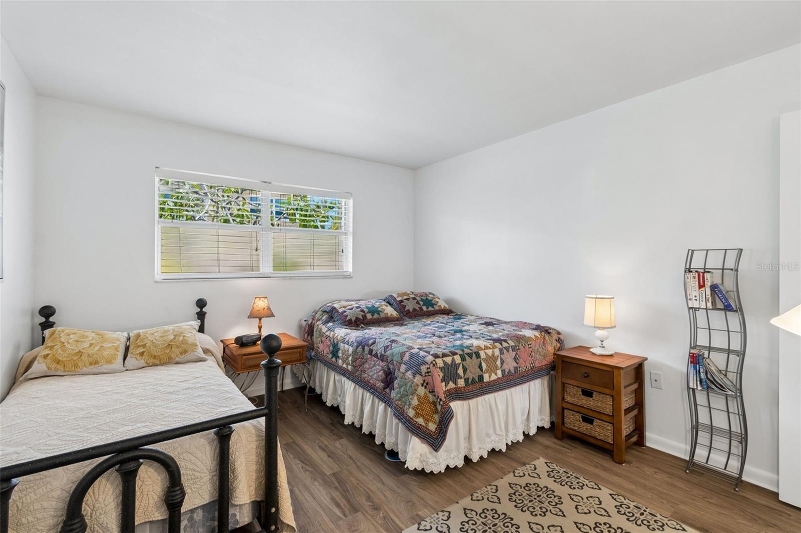 TOWN APTS CONDO - Residential