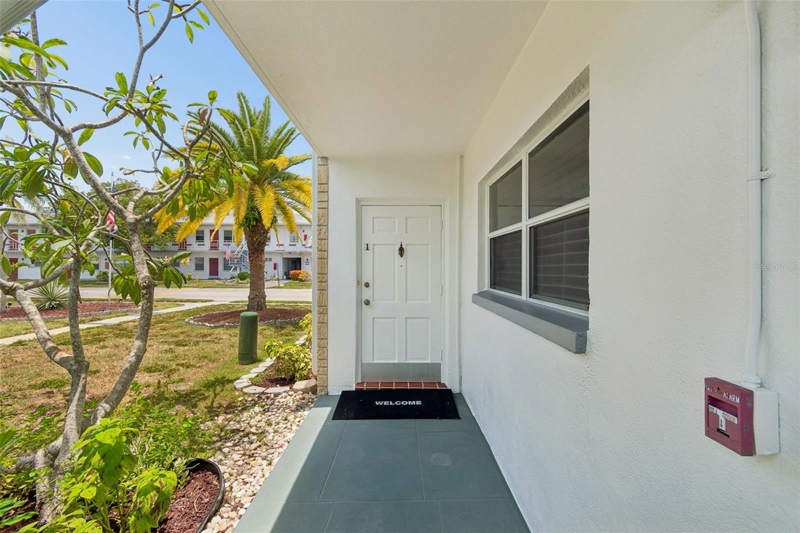 TOWN APTS CONDO - Residential