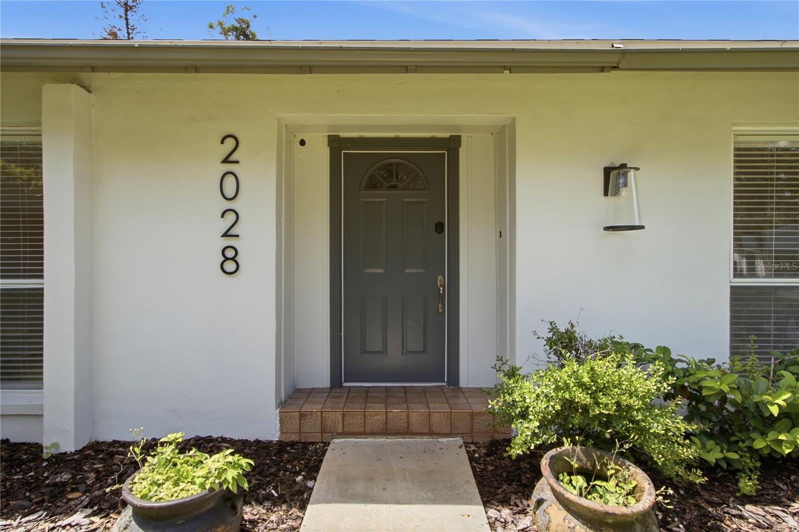WINTER WOODS UNIT 04 - Residential Lease