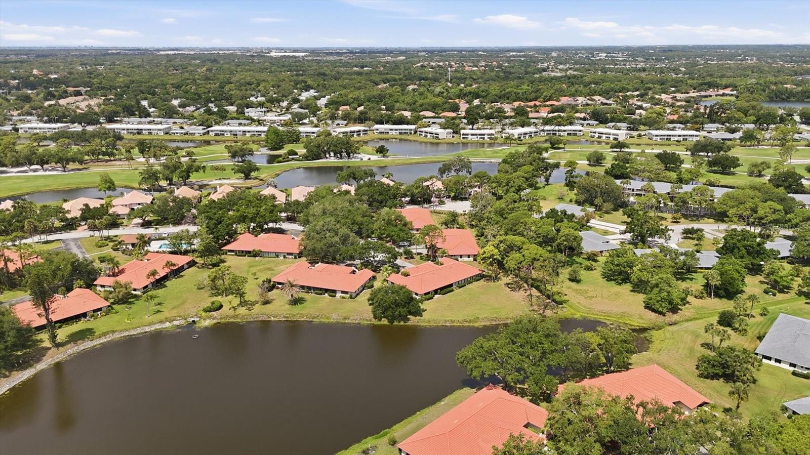 GOLF POINTE AT PALM-AIRE CC SEC 1 PH C - Residential