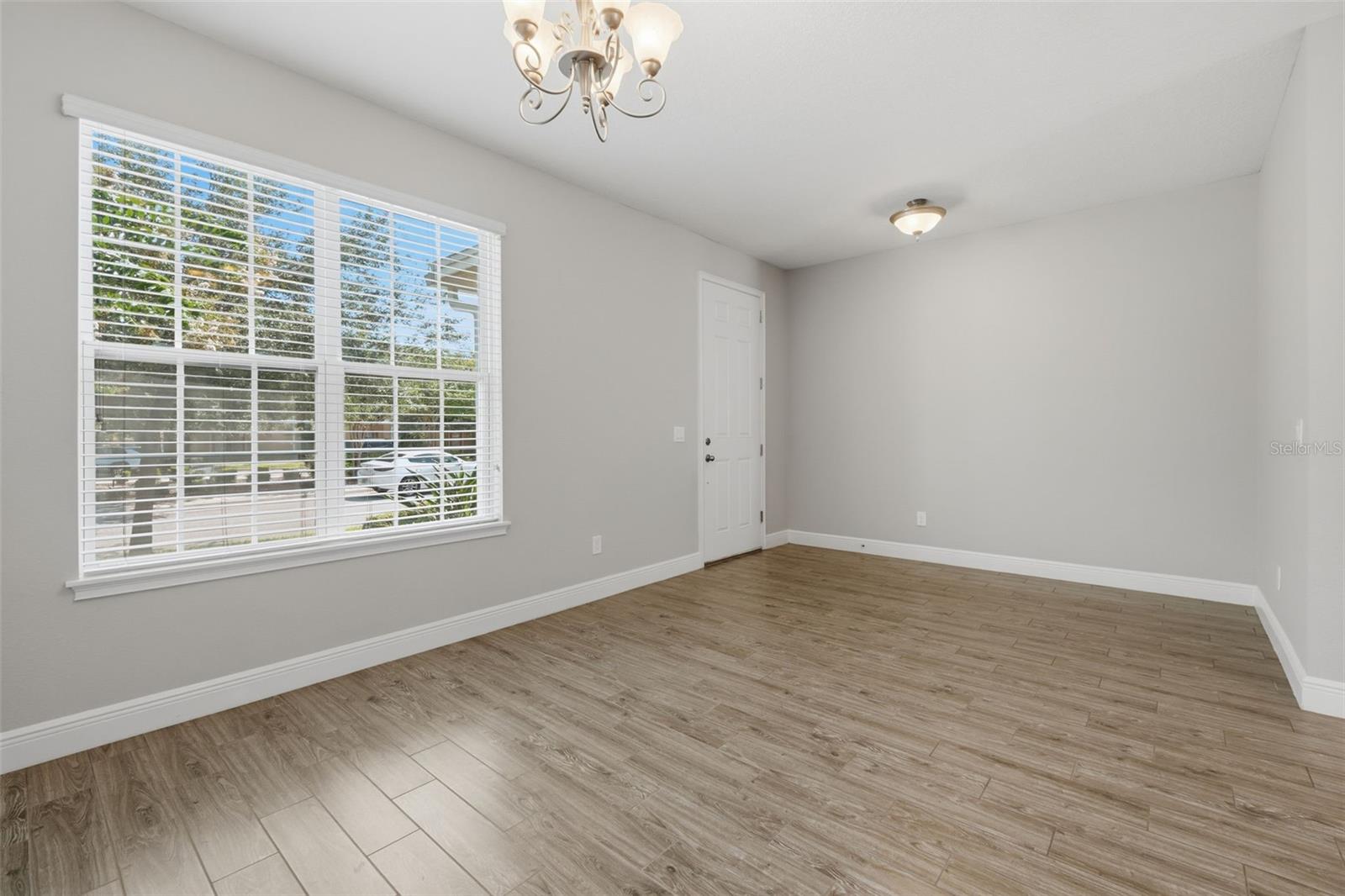 HAMLIN RESERVE - Residential Lease