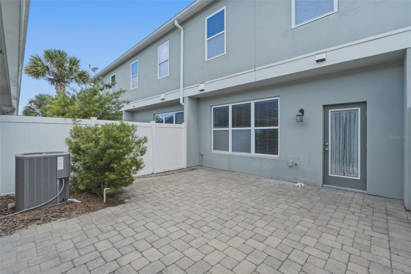 HAMLIN RESERVE - Residential Lease