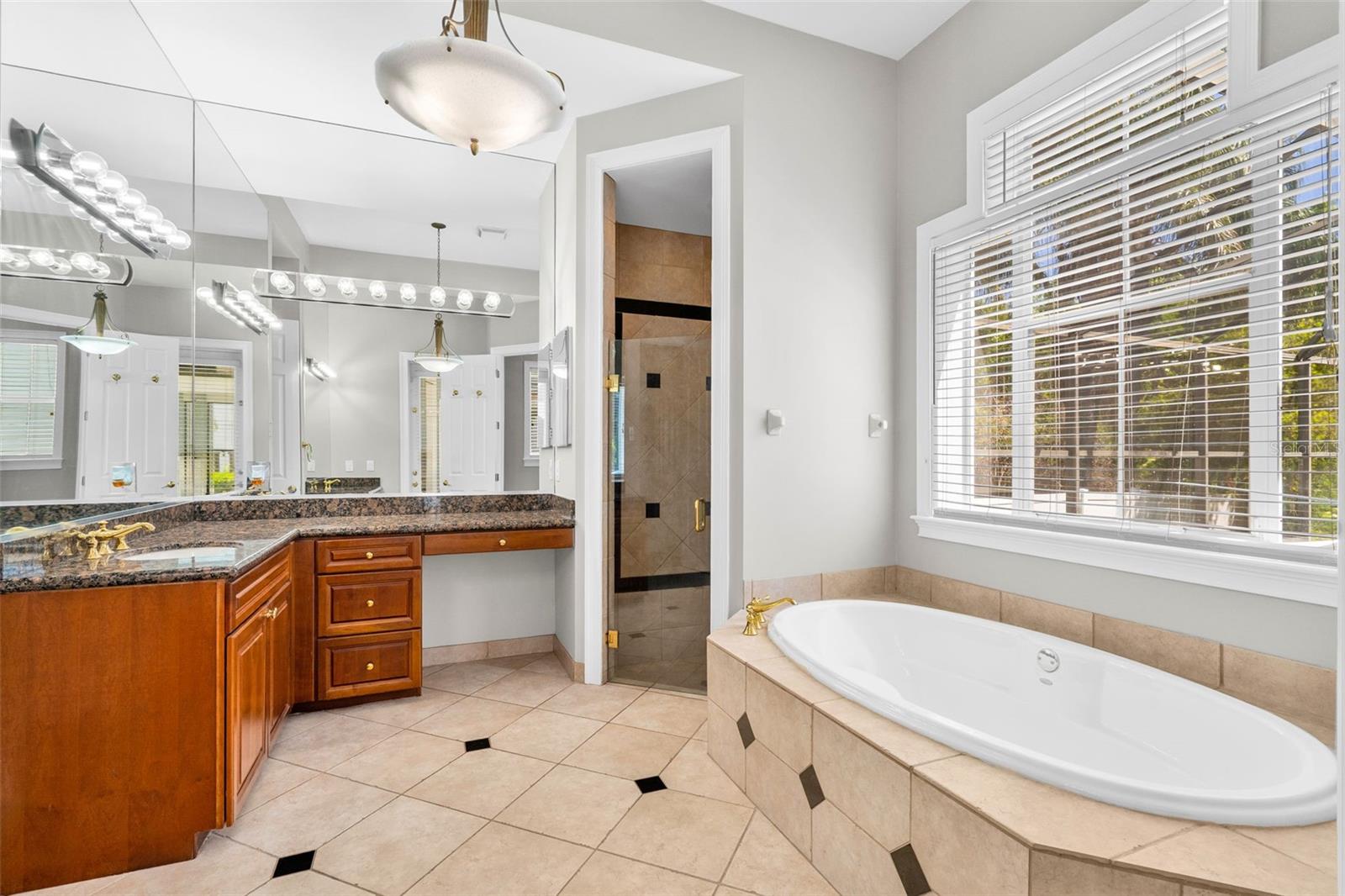 CELEBRATION WEST VILLAGE - Residential