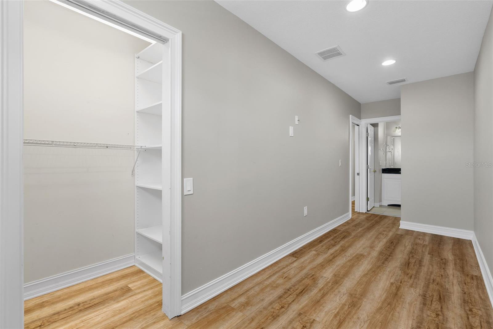 CELEBRATION WEST VILLAGE - Residential