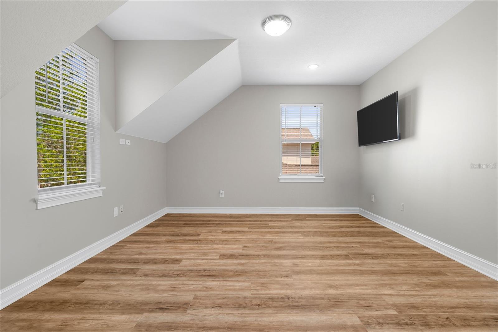 CELEBRATION WEST VILLAGE - Residential