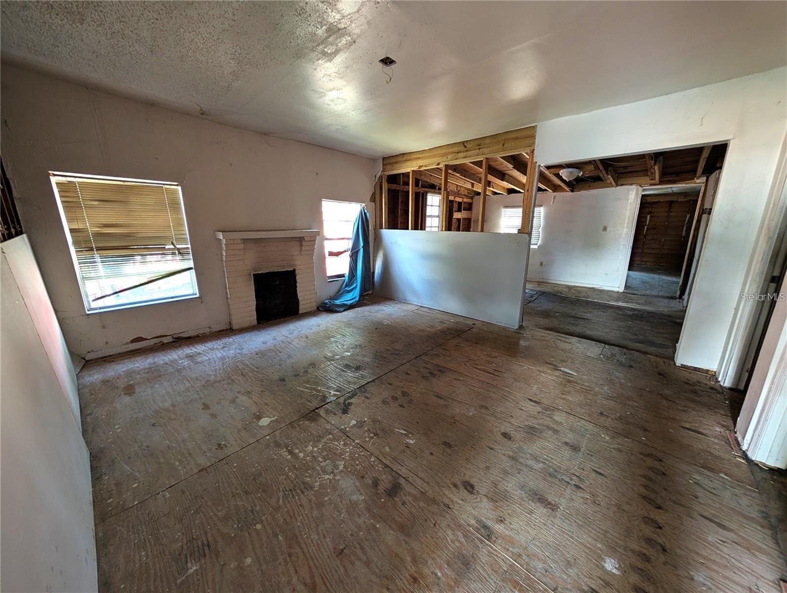 EDGEWOOD - Residential
