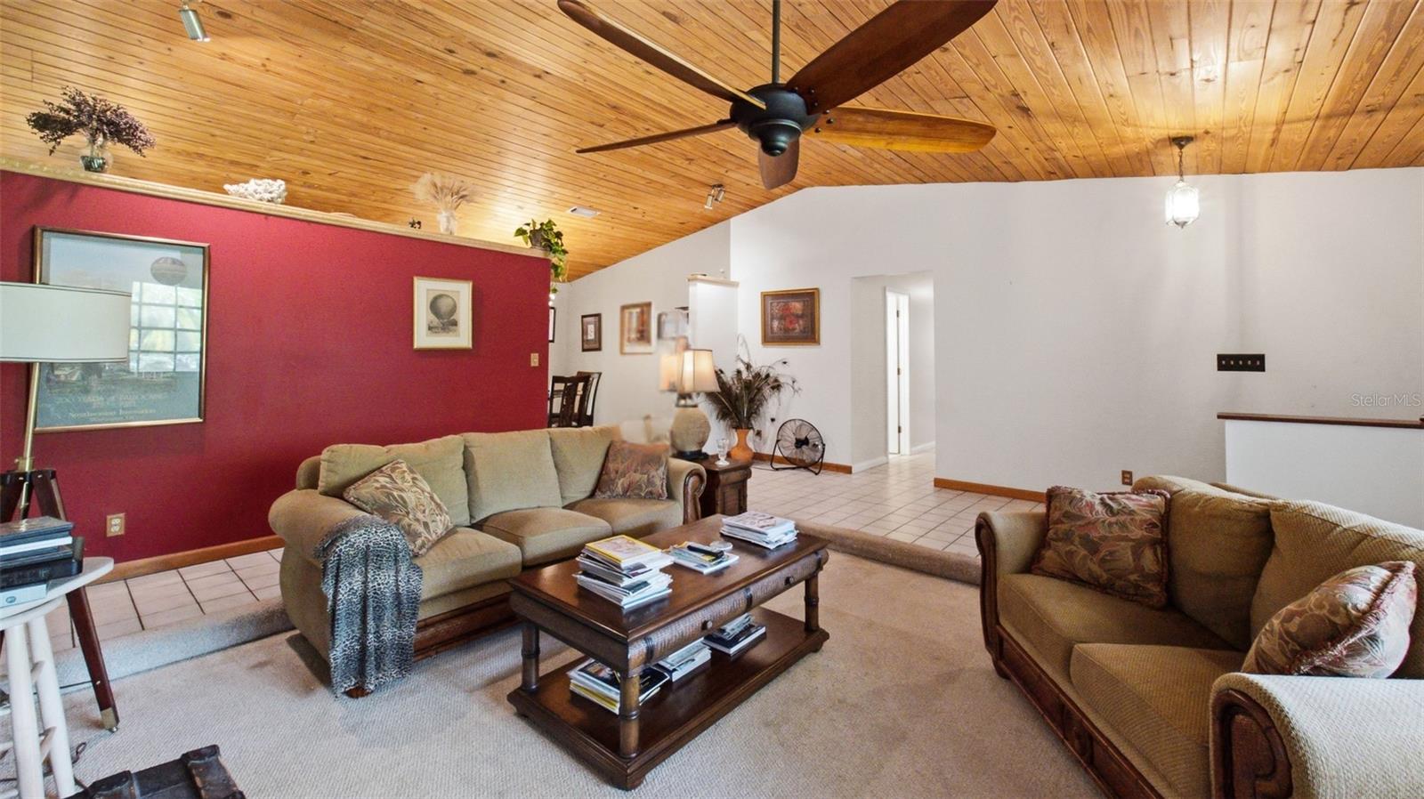 D & M ACRES 85-15 B - Residential