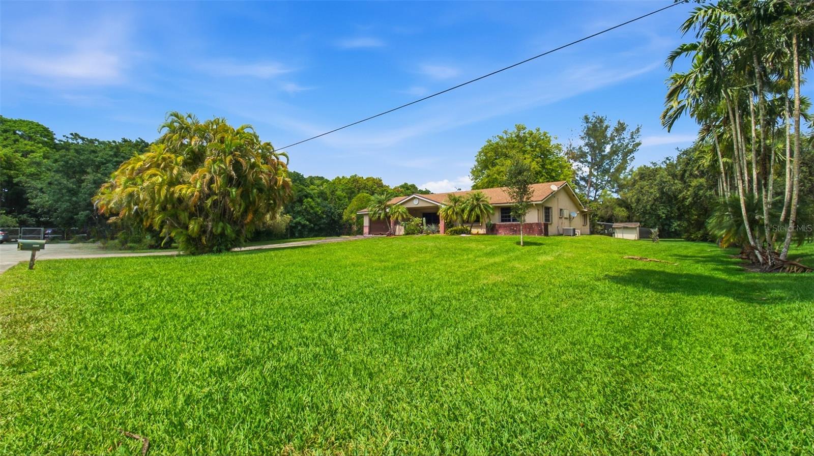 D & M ACRES 85-15 B - Residential