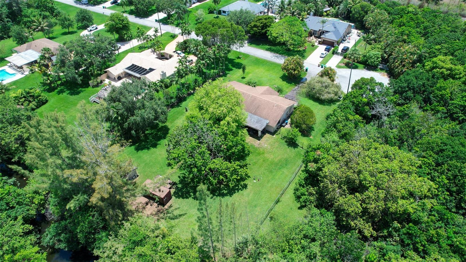 D & M ACRES 85-15 B - Residential