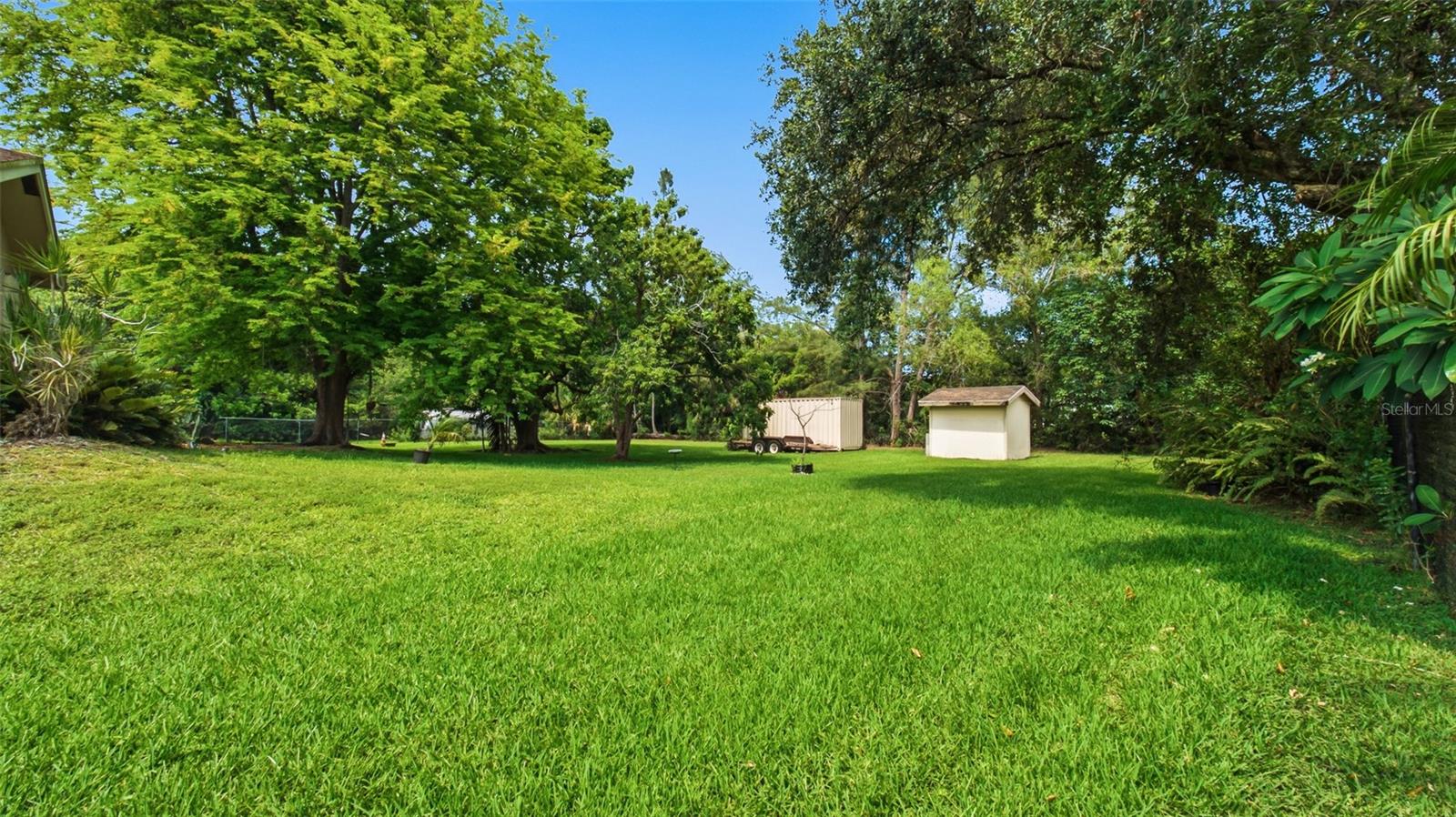 D & M ACRES 85-15 B - Residential