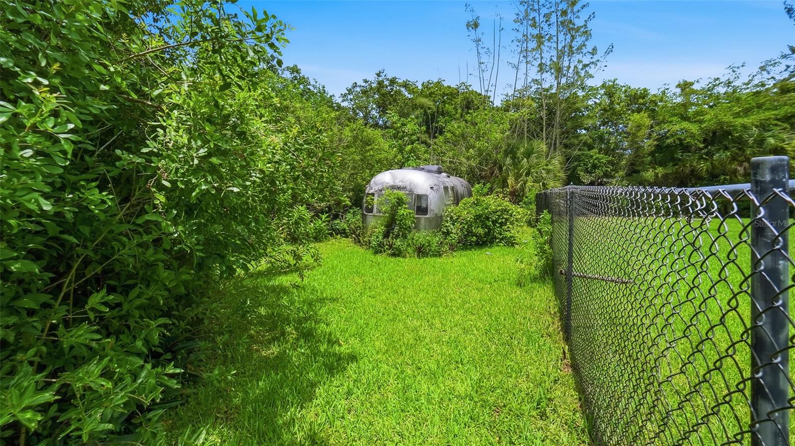 D & M ACRES 85-15 B - Residential
