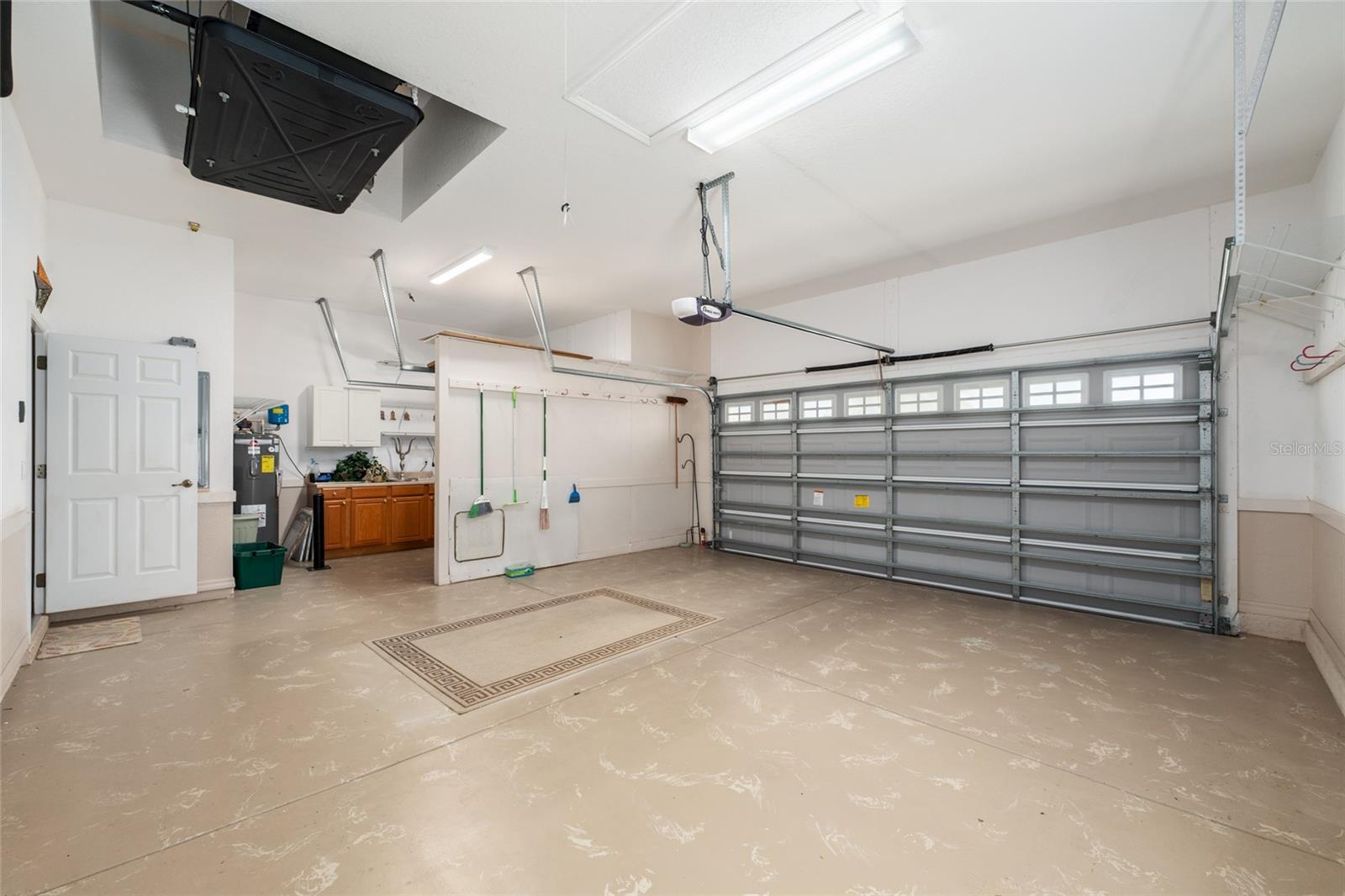 NORTH VLY/STONECREST UN 02 - Residential