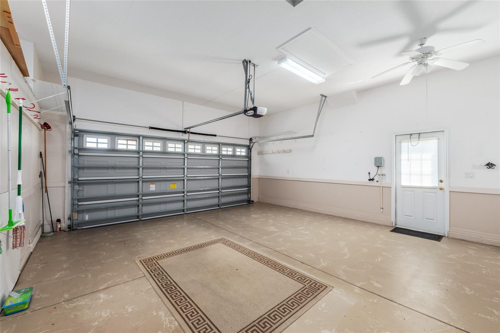 NORTH VLY/STONECREST UN 02 - Residential