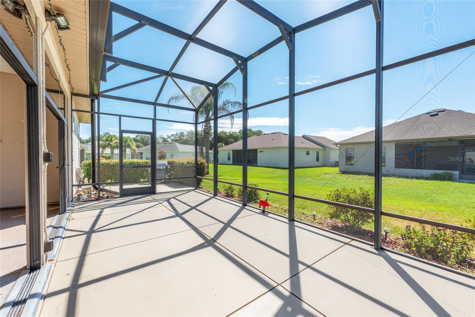NORTH VLY/STONECREST UN 02 - Residential