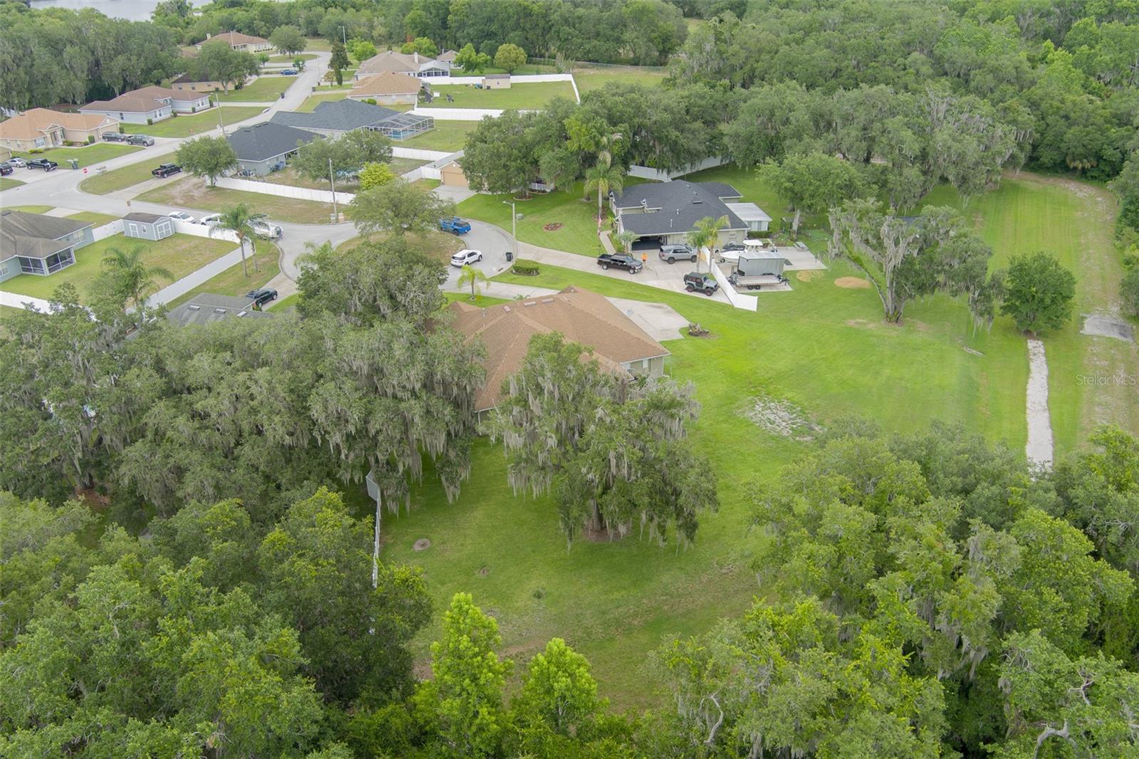 BLACKWATER OAKS - Residential