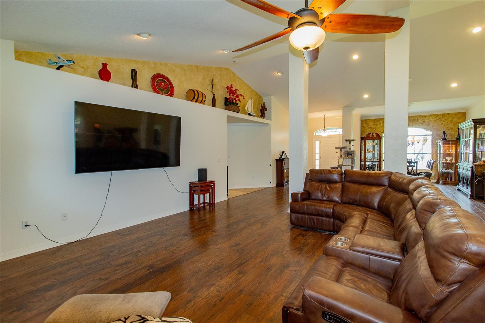 BLACKWATER OAKS - Residential