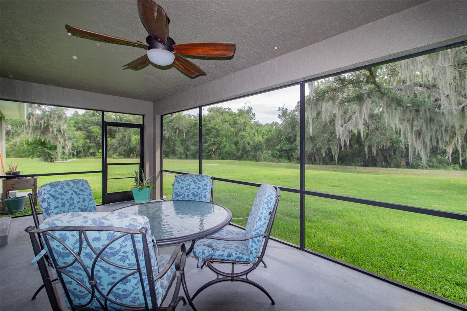 BLACKWATER OAKS - Residential