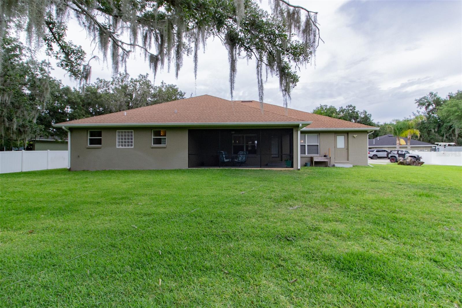 BLACKWATER OAKS - Residential