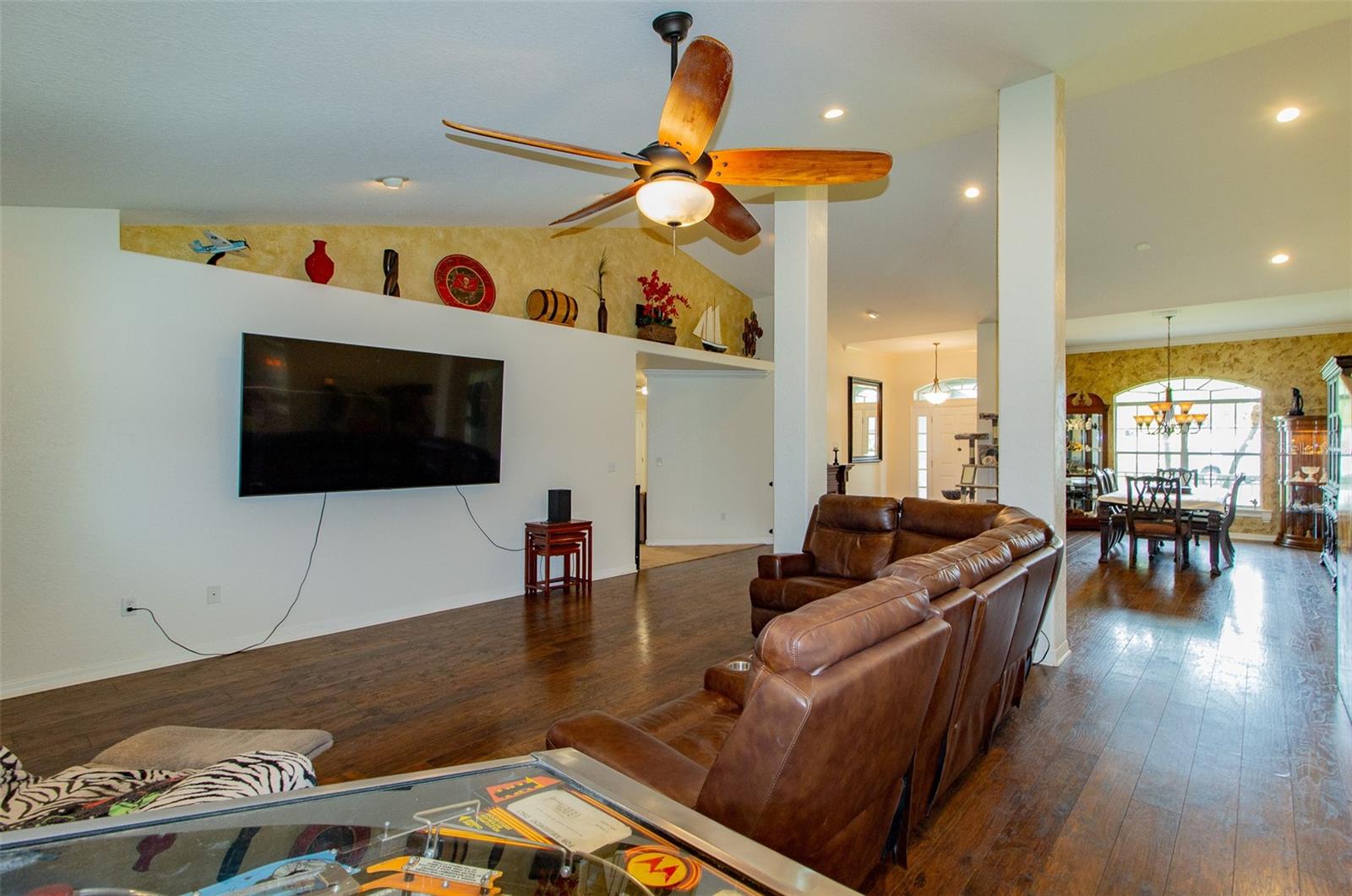 BLACKWATER OAKS - Residential