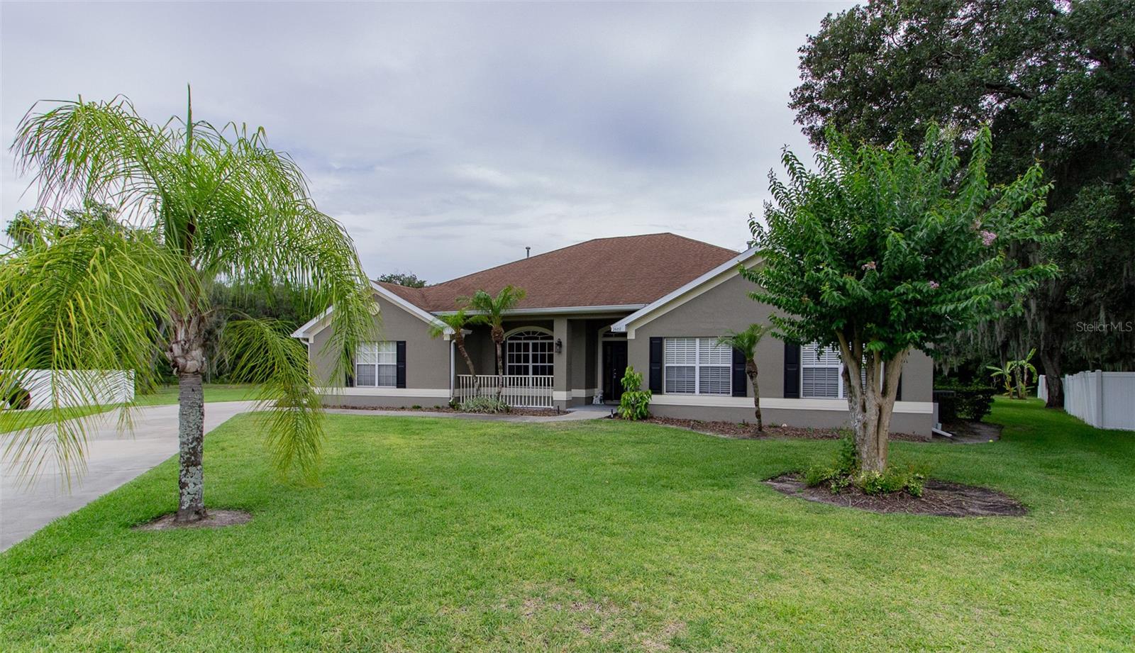 BLACKWATER OAKS - Residential